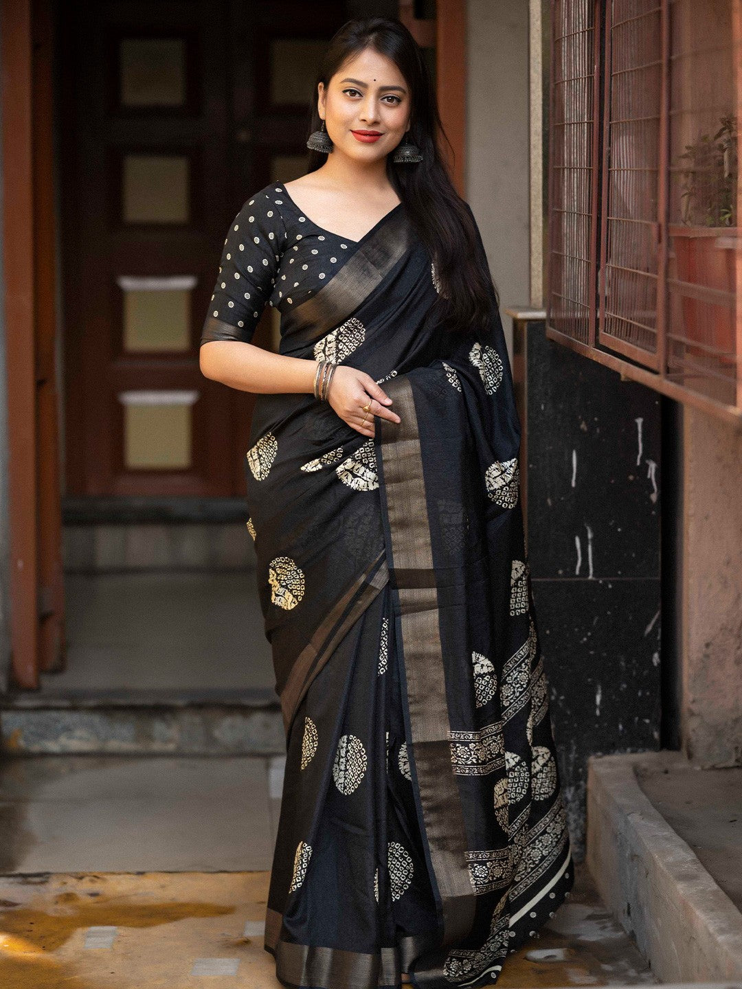 Imbrication Back 1 Minute Ready To Wear Soft Dola Cotton Saree