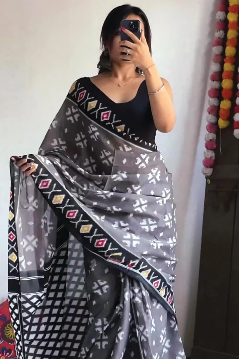 Staring 1-Minute Ready To Wear Grey Cotton Saree