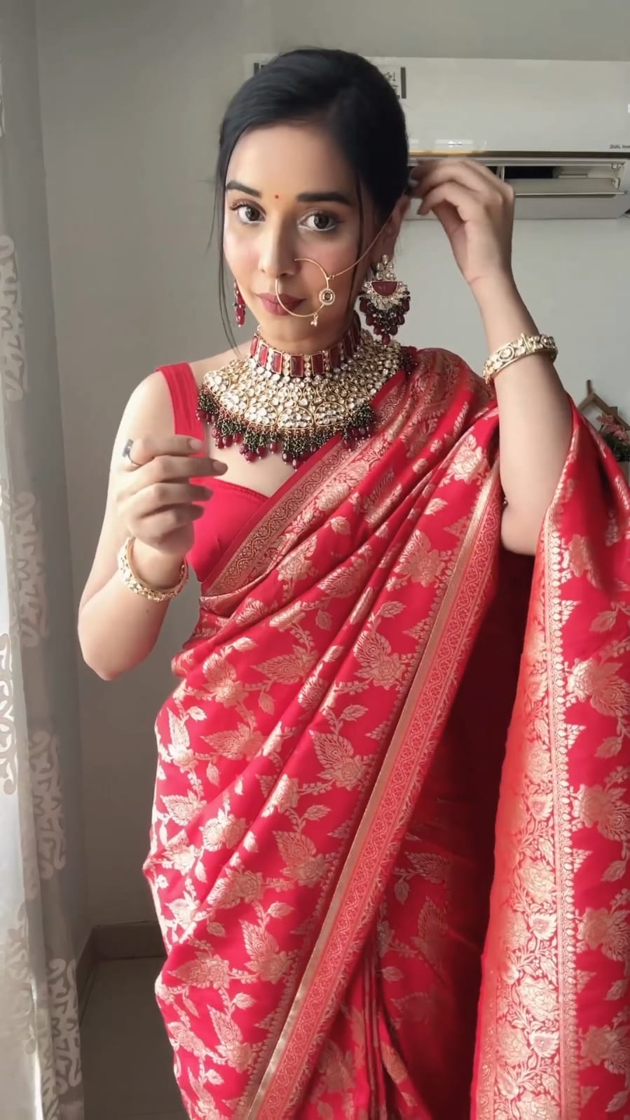 Gleaming 1 Minute Ready To Wear Red Color Soft Silk Saree With Unstitched Blouse