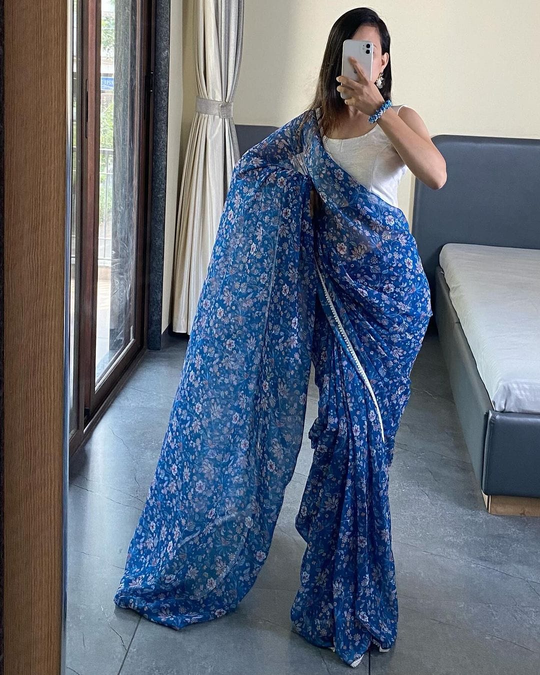 Alluring 1 Minute Ready To Wear Blue Floral Digital Printed Georgette Saree with Blouse Piece