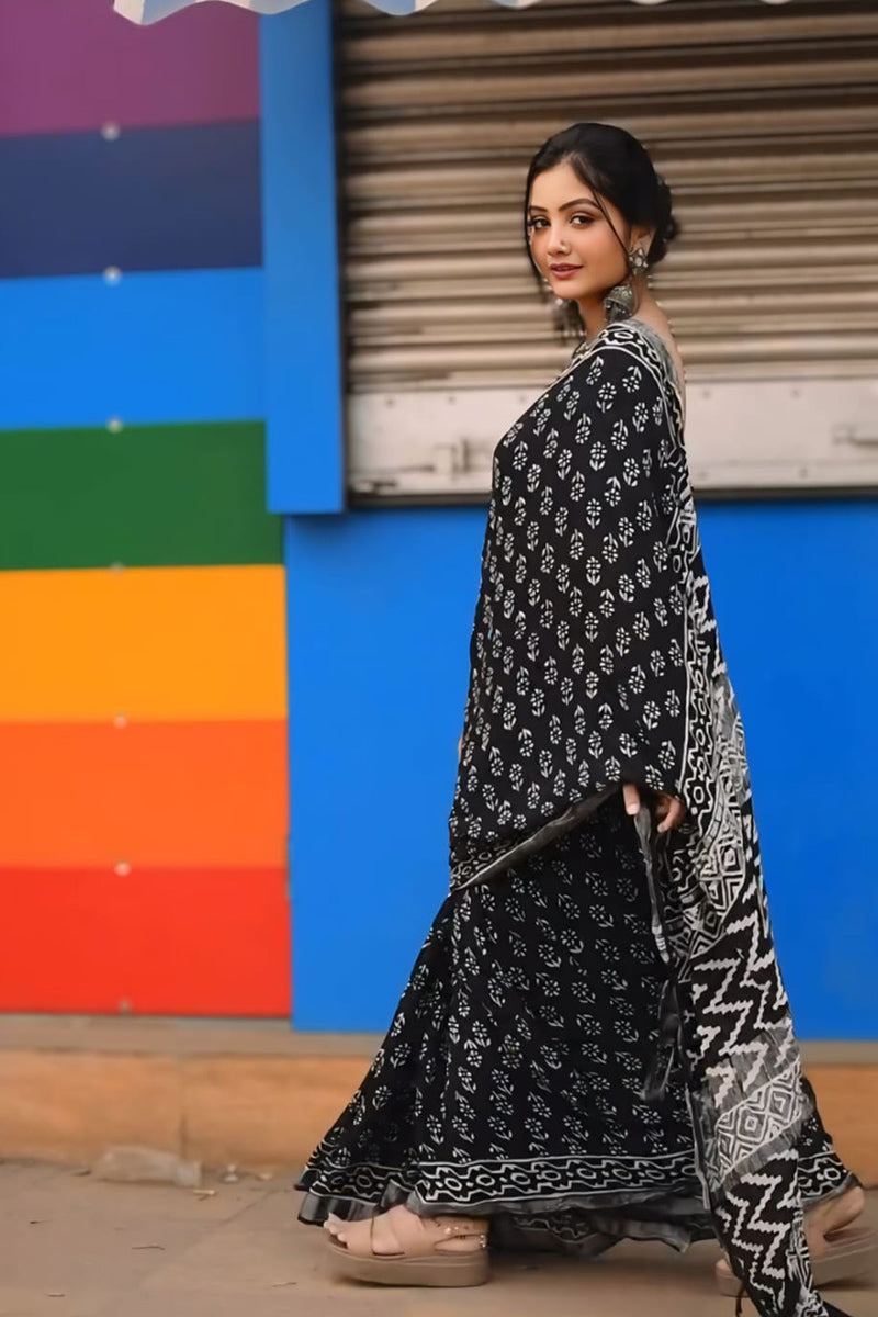 Improbable 1-Minute Ready To Wear Black Cotton Saree