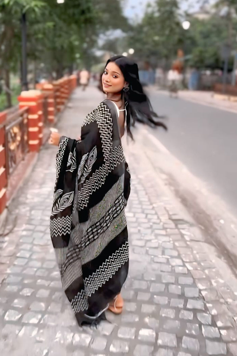Mesmerising 1-Minute Ready To Wear Black Cotton Saree