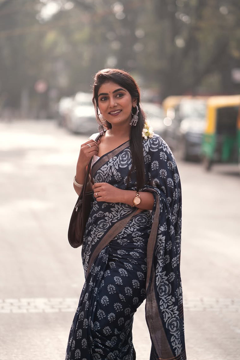 Innovative 1-Minute Ready To Wear Navy Blue Cotton Saree