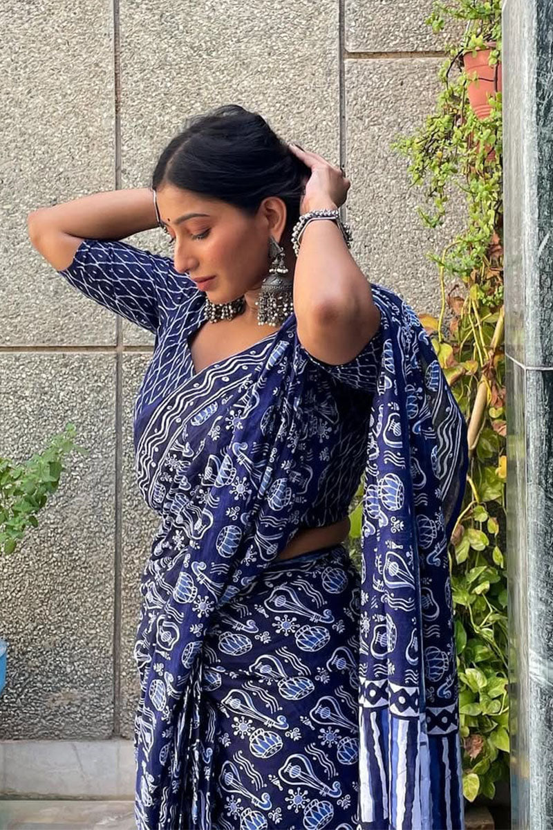 Invaluable 1-Minute Ready To Wear Blue Cotton Saree