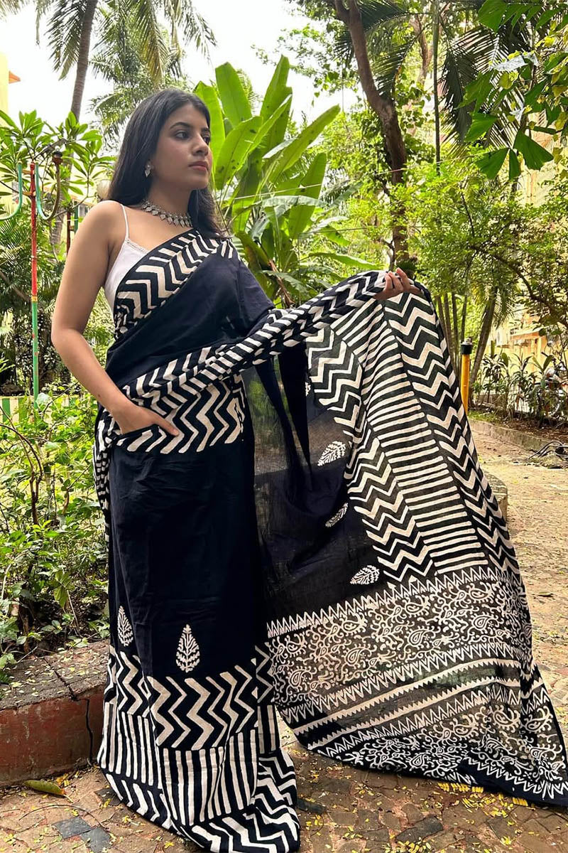 Beleaguer Black 1 Minute Ready To Wear Mul Cotton Digital Printed Saree With Pocket