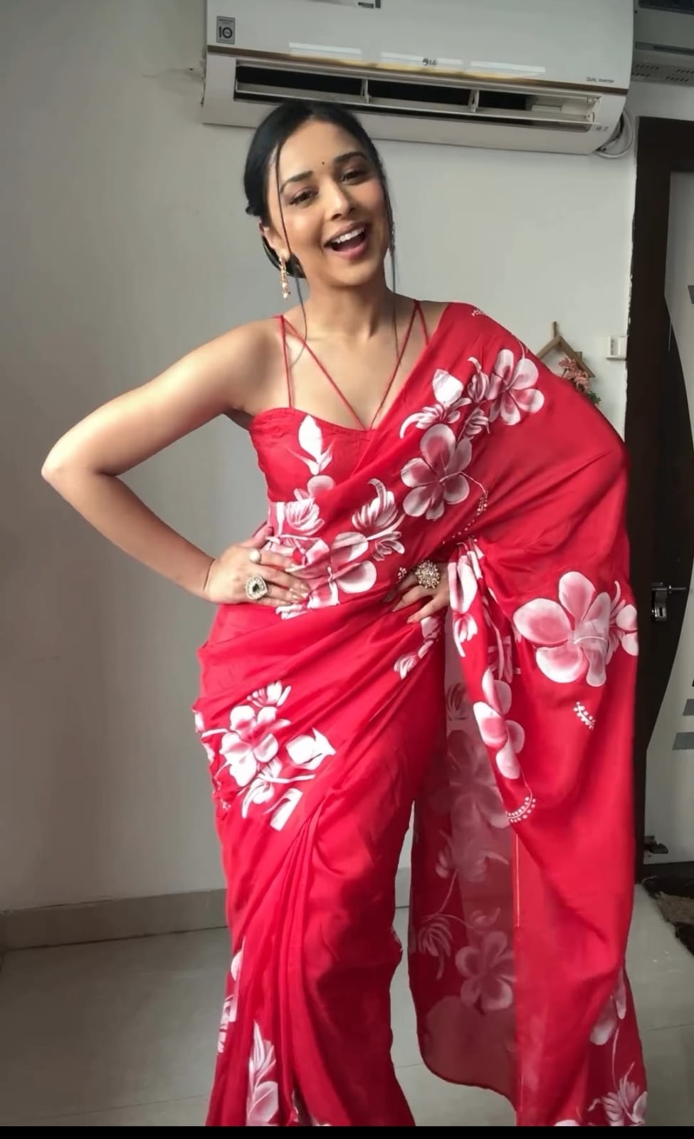 Pleasant Red 1 Minute Ready To Wear Floral Digital Printed Georgette Saree With Seraglio Blouse Piece