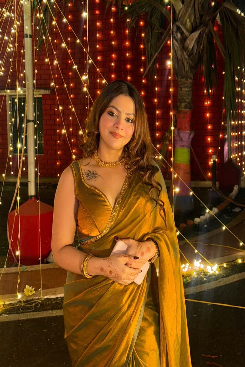 PurelyYou Pirate Gold Green Shed Tissue Saree