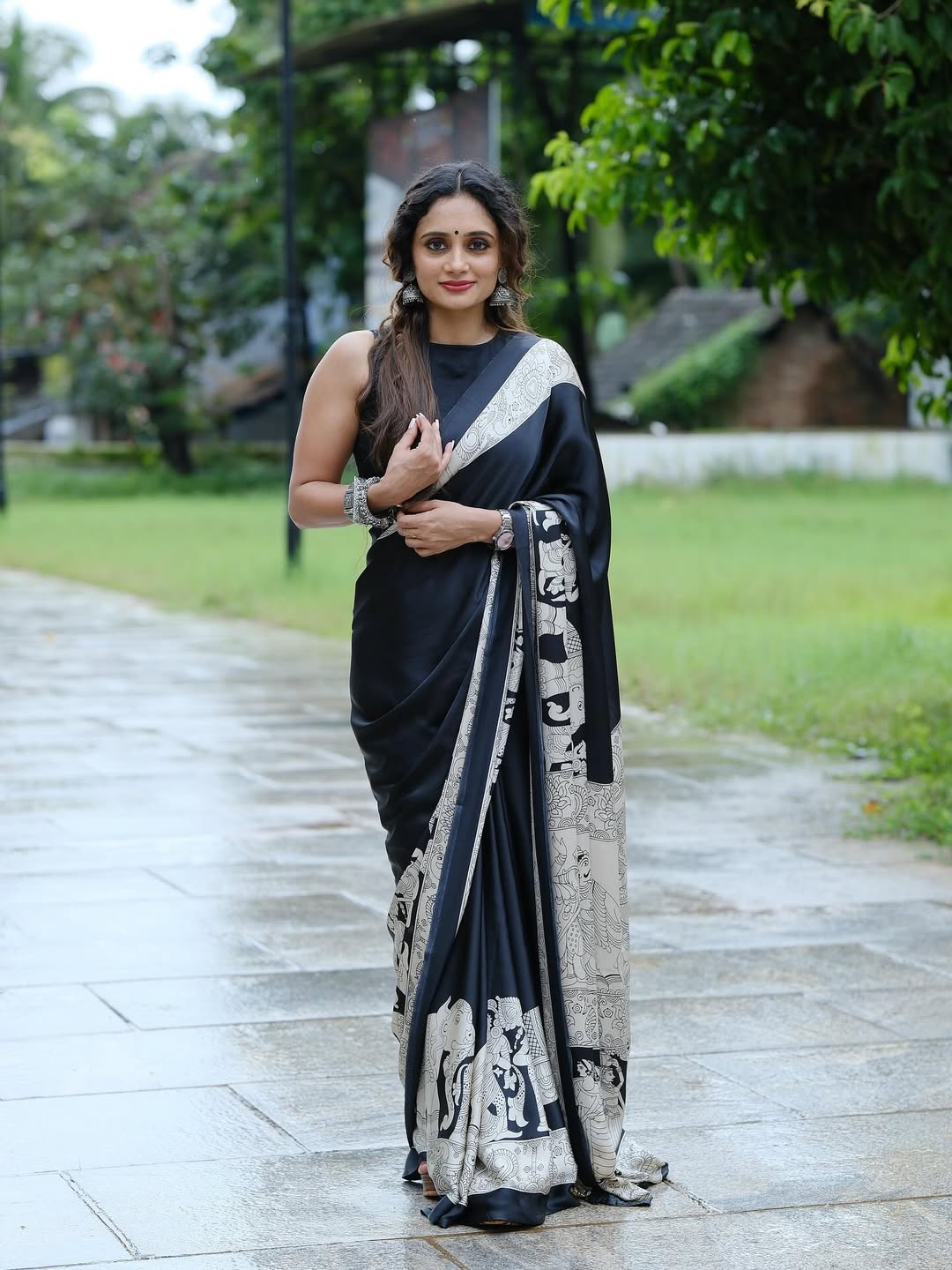 Denouement Black 1 Minute Ready To Wear Premium Crape Silk Saree