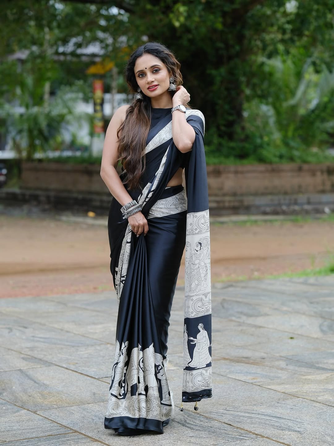 Denouement Black 1 Minute Ready To Wear Premium Crape Silk Saree