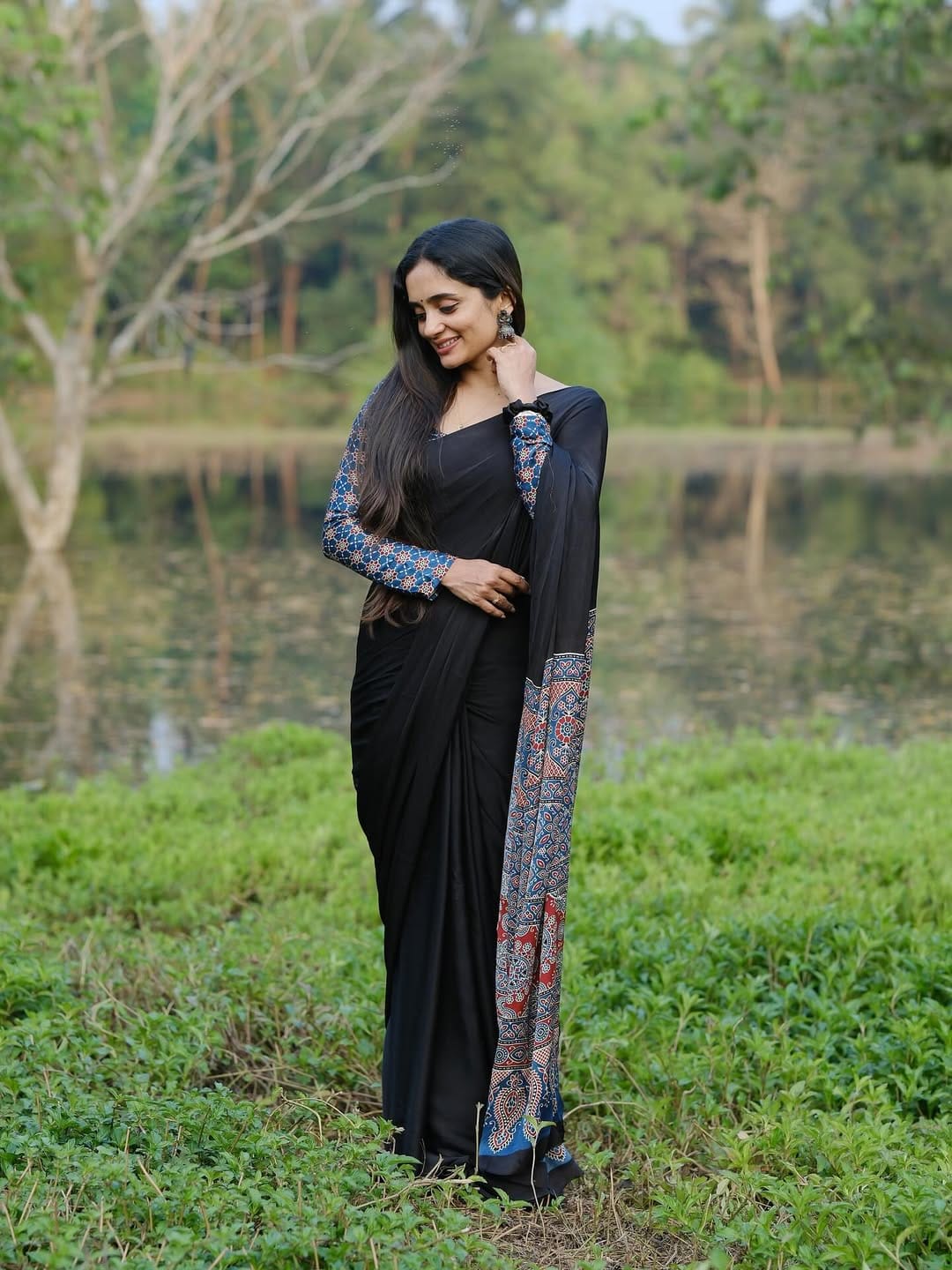 Eloquence Black 1 Minute Ready To Wear Premium Crape Silk Saree