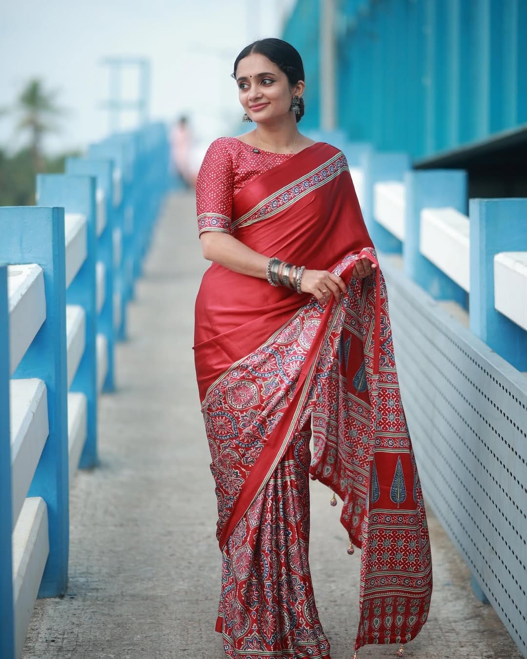 Supernal Red 1 Minute Ready To Wear Premium Crape Silk Saree