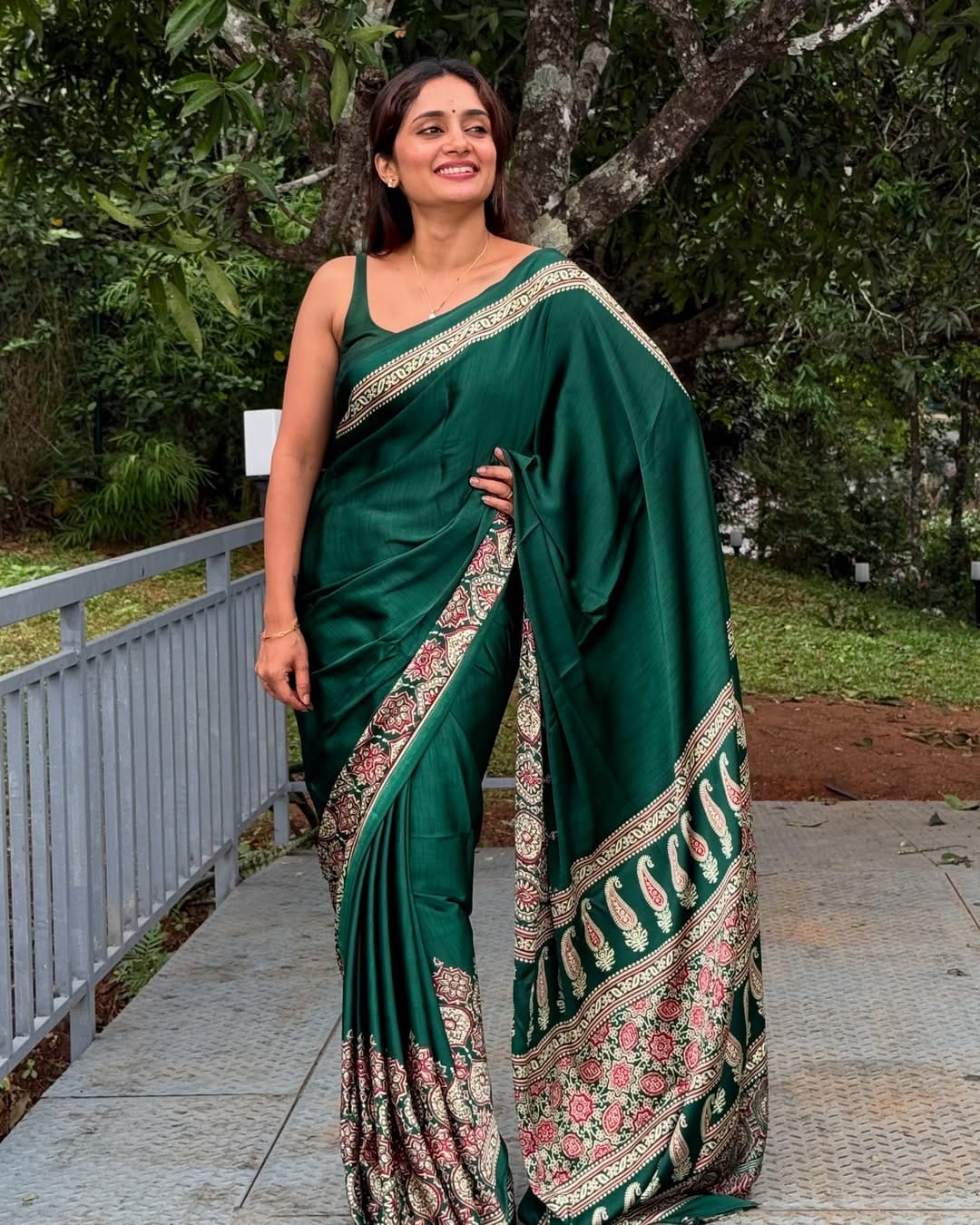 Unequalled Green 1 Minute Ready To Wear Premium Crape Silk Saree