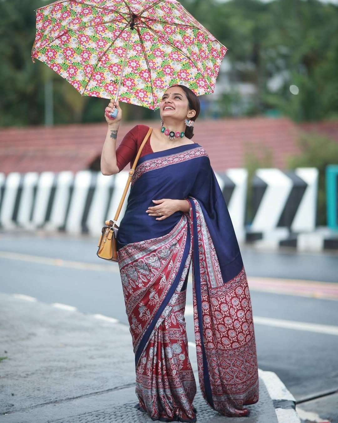 Conflate Navy Blue And Red 1 Minute Ready To Wear Premium Crape Silk Saree