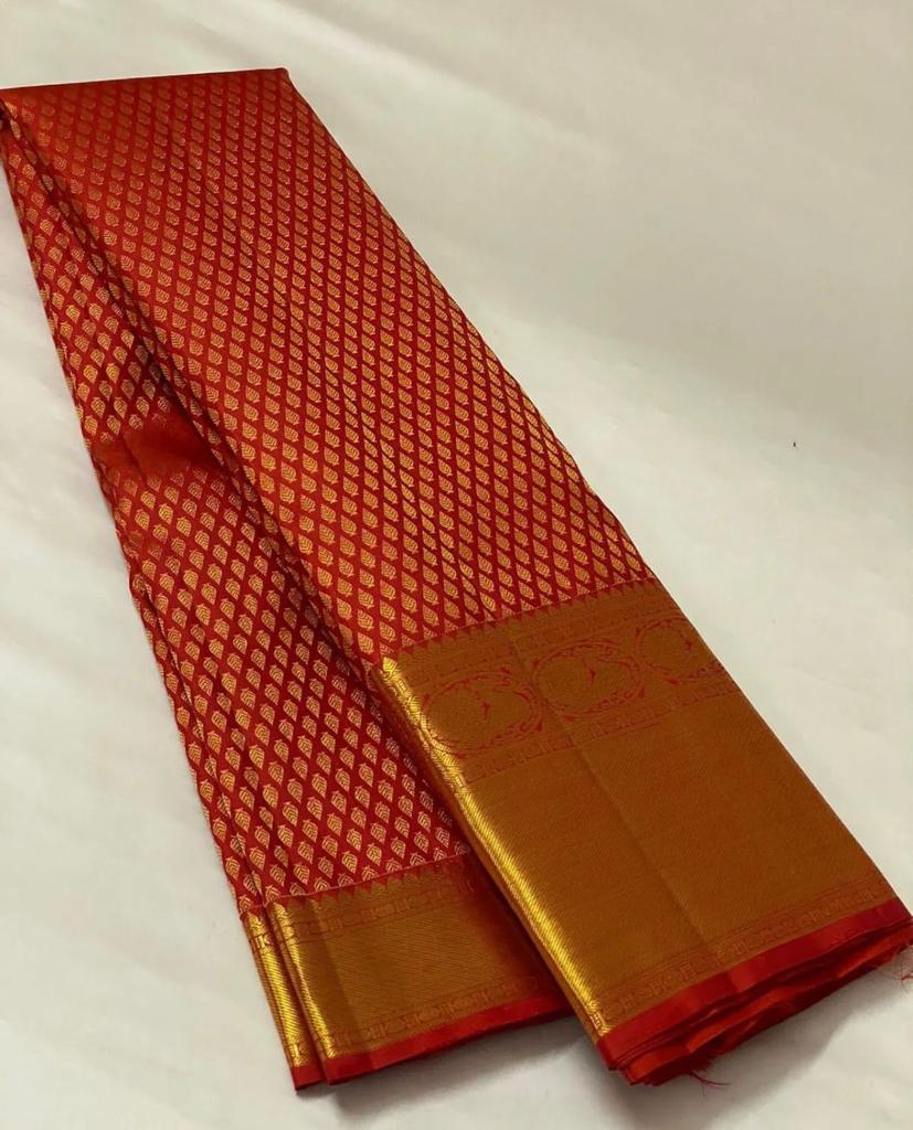 A Glam Red Color Soft Banarasi Silk Saree With Blouse Piece