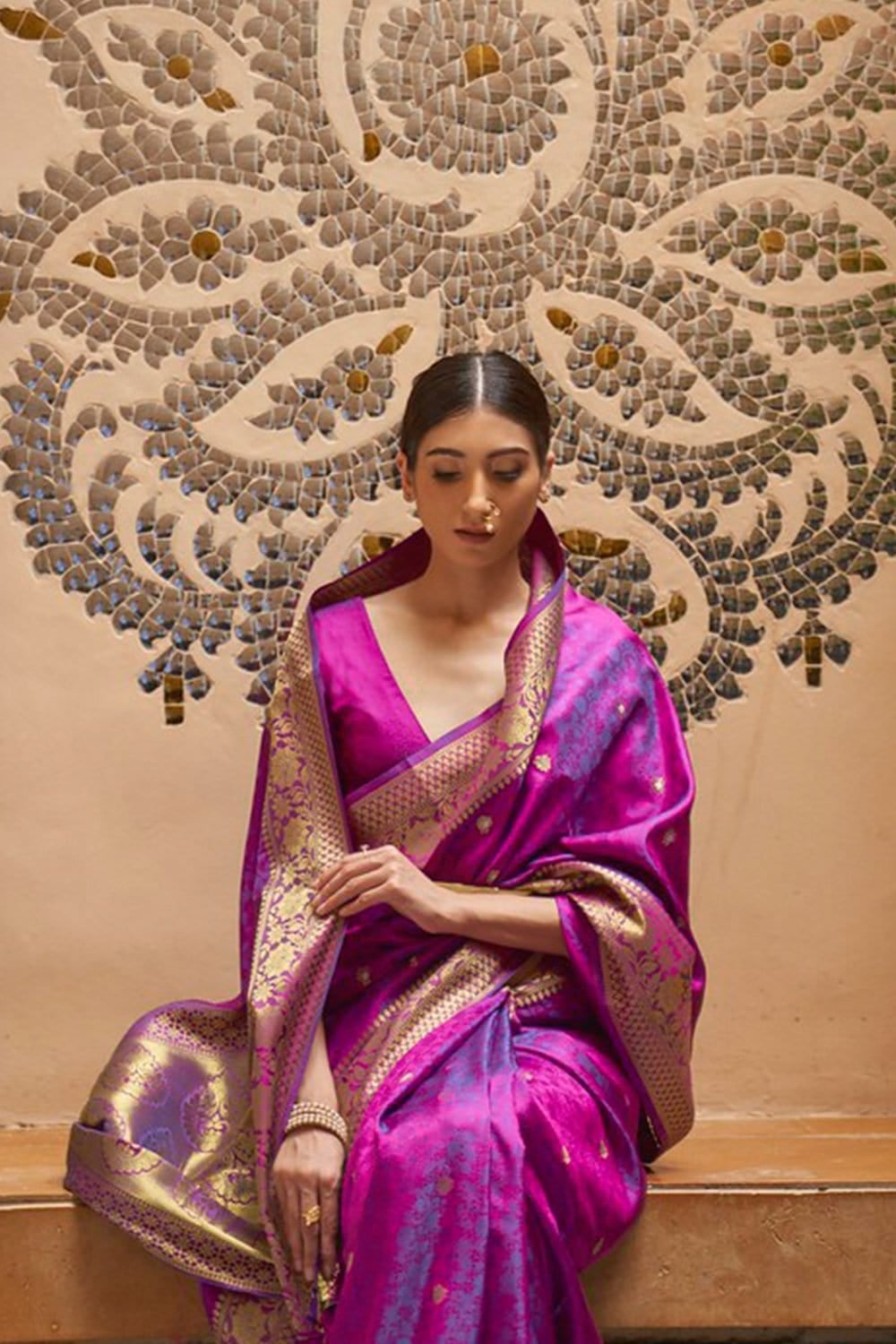 Bucolic Purple Kanjivaram Silk Saree with Bewitching Blouse Piece