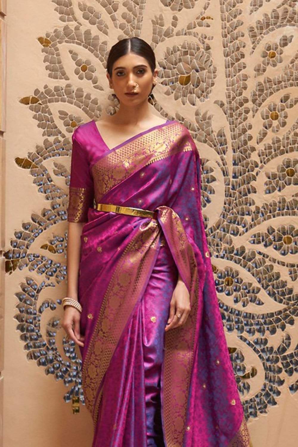 Bucolic Purple Kanjivaram Silk Saree with Bewitching Blouse Piece