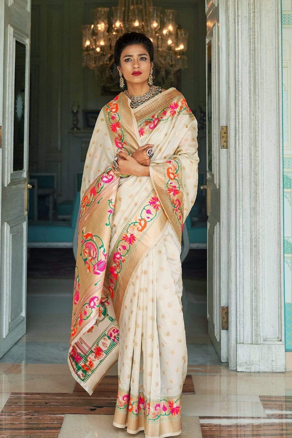 Adorable Beige Paithani Silk Saree With Amiable Blouse Piece