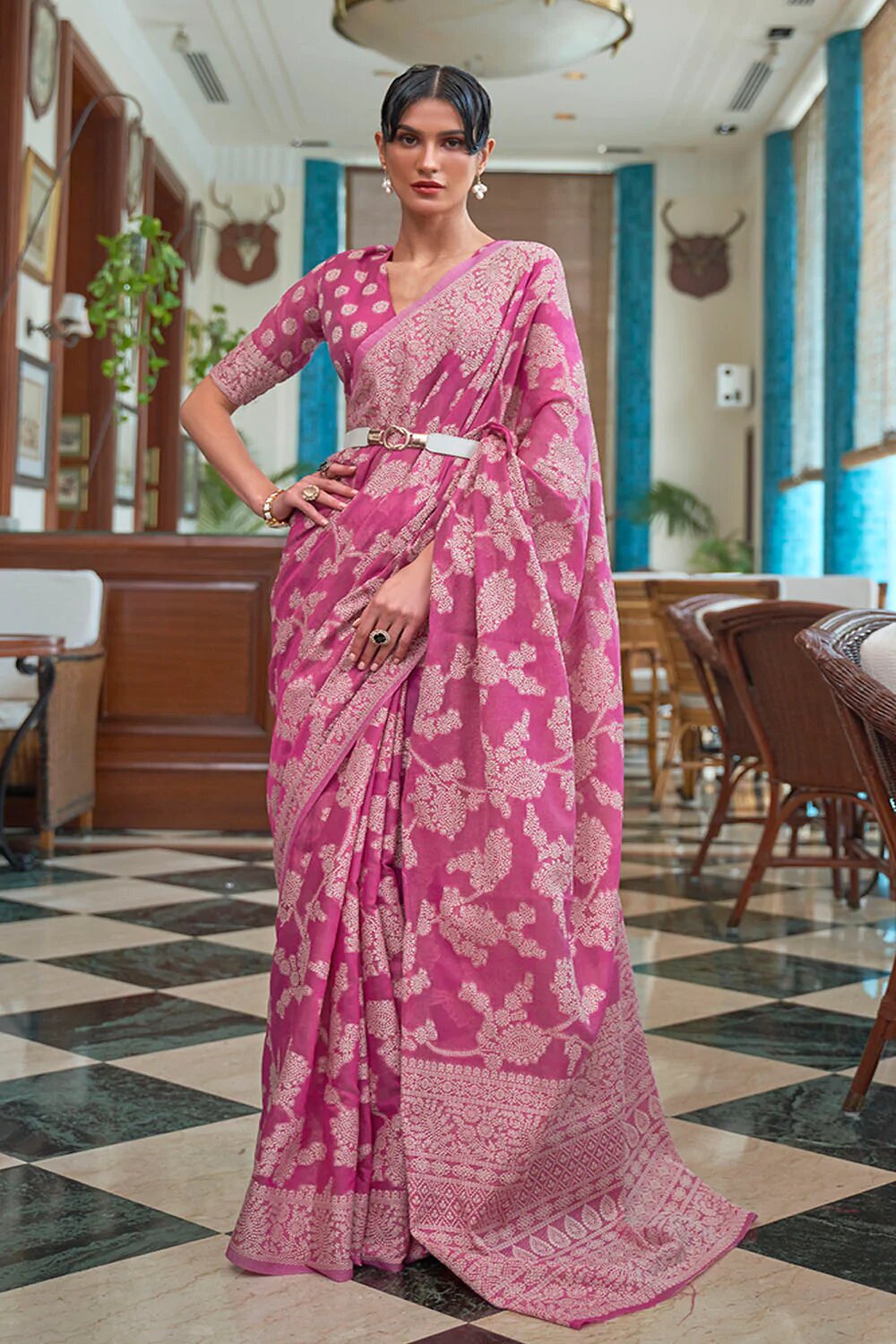 Groovy Pink Lucknowi Work Silk Saree With Efflorescence Blouse Piece