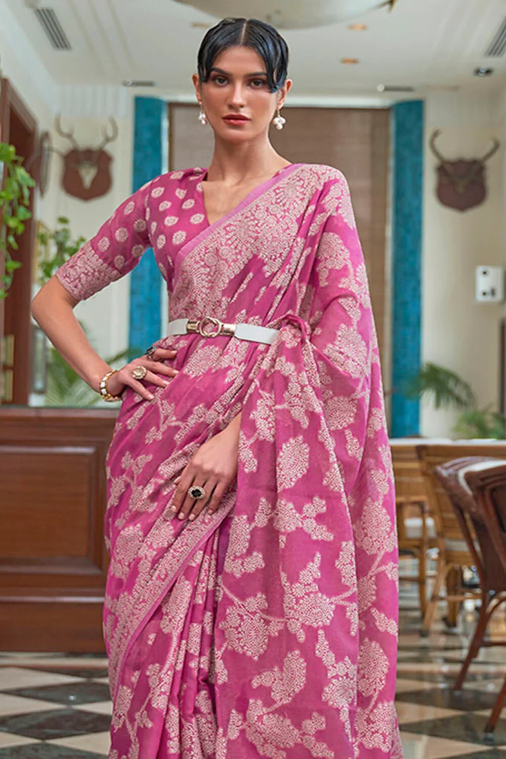 Groovy Pink Lucknowi Work Silk Saree With Efflorescence Blouse Piece