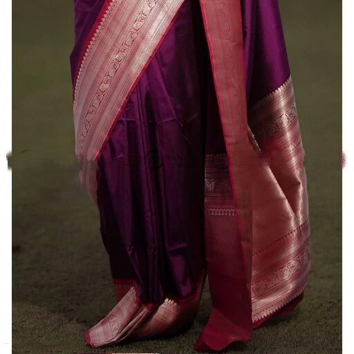 Angelic Purple Color Soft Silk Saree With Blouse Piece