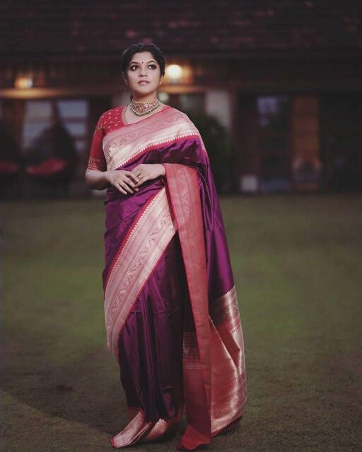 Angelic Purple Color Soft Silk Saree With Blouse Piece