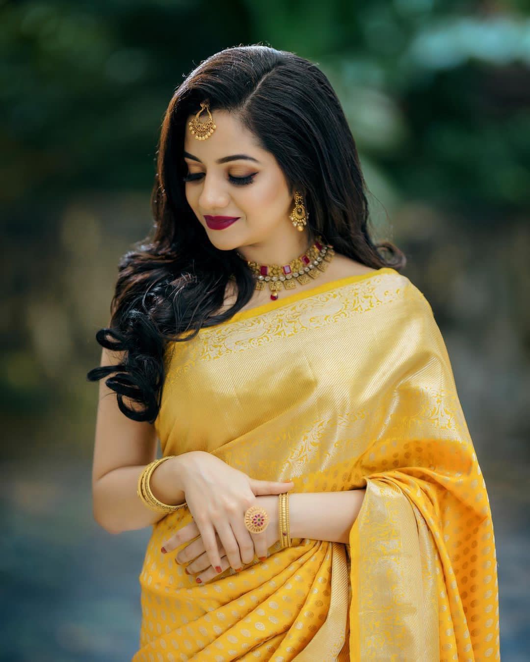 Angelic Yellow Color Soft Banarasi Silk Saree With Blouse Piece