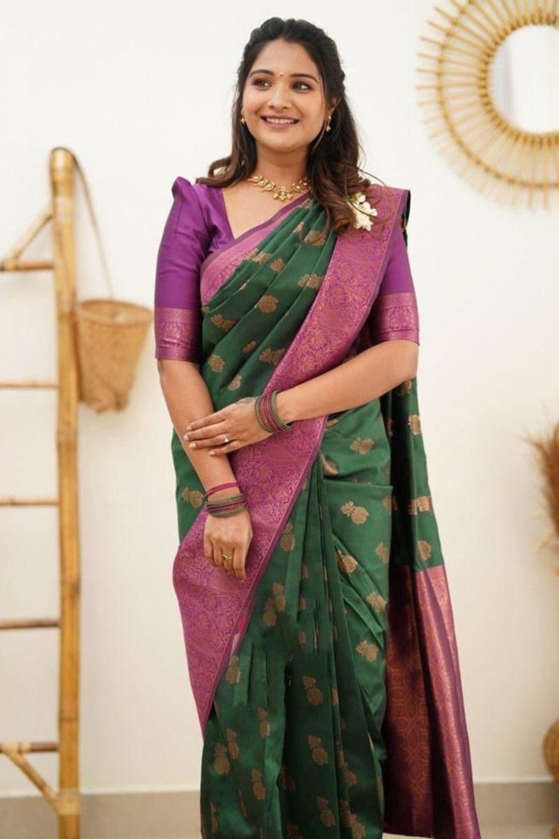 Admirable Green Soft Silk Saree With Engrossing Blouse Piece